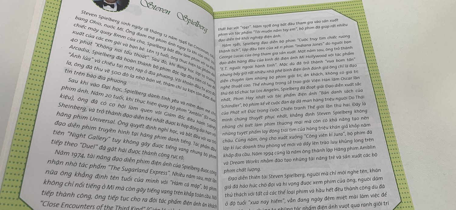 Giao hàng nhanh, sáng mình order chièu đã nhận được rôi
Sách mới đẹp, loạt sách danh nhân này rất hay va bổ ích, bé nhà mình rất thích :)