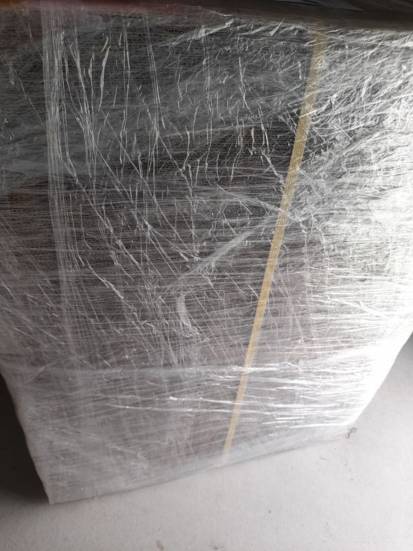 Sản phẩm đúng như hình, tiki giao hàng nhanh và thân thiện. Sẽ tiếp tục ủng hộ.