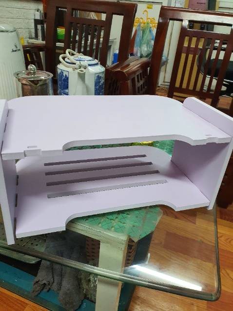 Hàng giao không đủ phụ kiện thì làm sao mà treo kệ lên đc