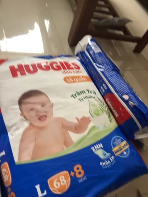 Thật sự rất ưng cách đóng gói hàng của tiki. Bịch bỉm rất đẹp không hề bị băng dính bẩn như các sàn khác. Cực kỳ ưng ý