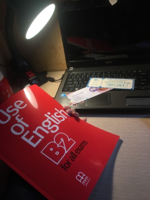 giao hàng nhanh, đóng gói cẩn thận, sách mới 100%