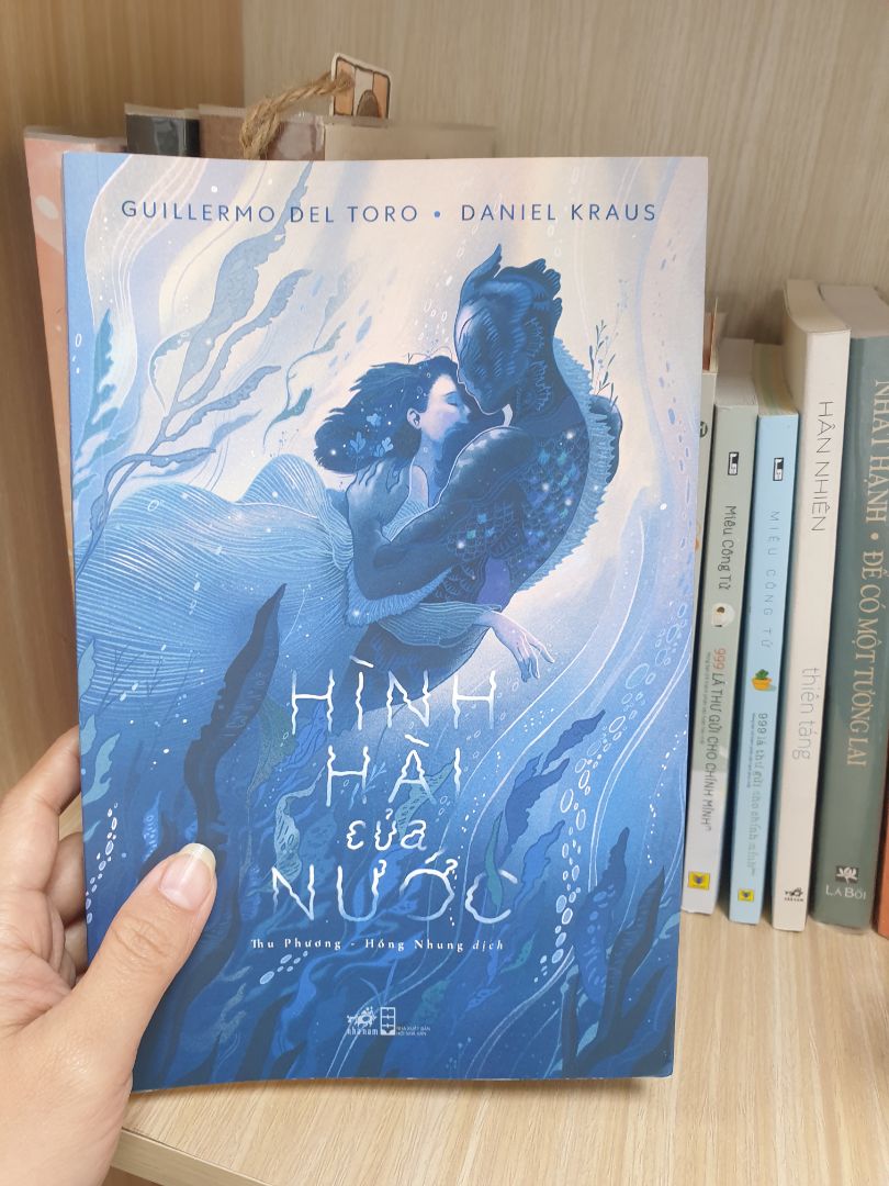 cảm nhận cá nhân: mình xem phim thấy phim khá hay nên mua đọc để xem tác giả diễn tả nội tâm nv như thế nào. truyện và phim không giống nhau  lắm vì lược bớt và thay đổi kịch bản. mỗi cái có cái hay riêng. cũng mang tính nhân văn. cách viết hay và mạnh mẽ.