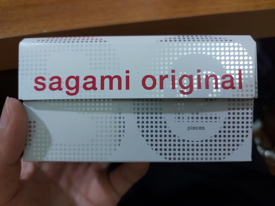 Mỏng, truyền nhiệt, dùng khác hẳn invisible của DR. Nhưng cảm giác hơi khô cứng...với hơi nhỏ ngang (đeo hơi chật) so với invisible Mỏng, truyền nhiệt, dùng khác hẳn invisible của DR. Nhưng cảm giác hơi khô cứng...với hơi nhỏ ngang (đeo hơi chật) so với invisible