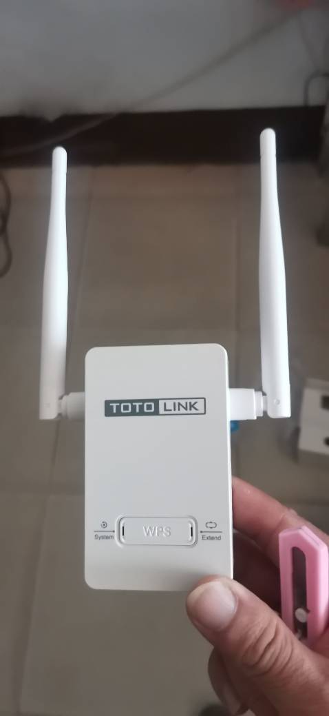 Giao hàng quá lâu so với hình thức giao hàng như hiện nay. Đặt EX200-V2 mà giao loại V1. Quá thất vọng từ sản phẩm tới hình thức giao hàng.