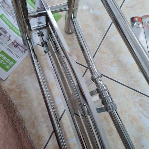 Sản phẩm trong hình thì đẹp, giao hàng cho cái gãy cong vênh mỏng manh, trả hàng thì bảo quá 48h không xử lý. Niềm tin vào Tiki đã bị đánh mất. Sau mọi người đừng nghĩ hàng trên Tiki là tốt nha.