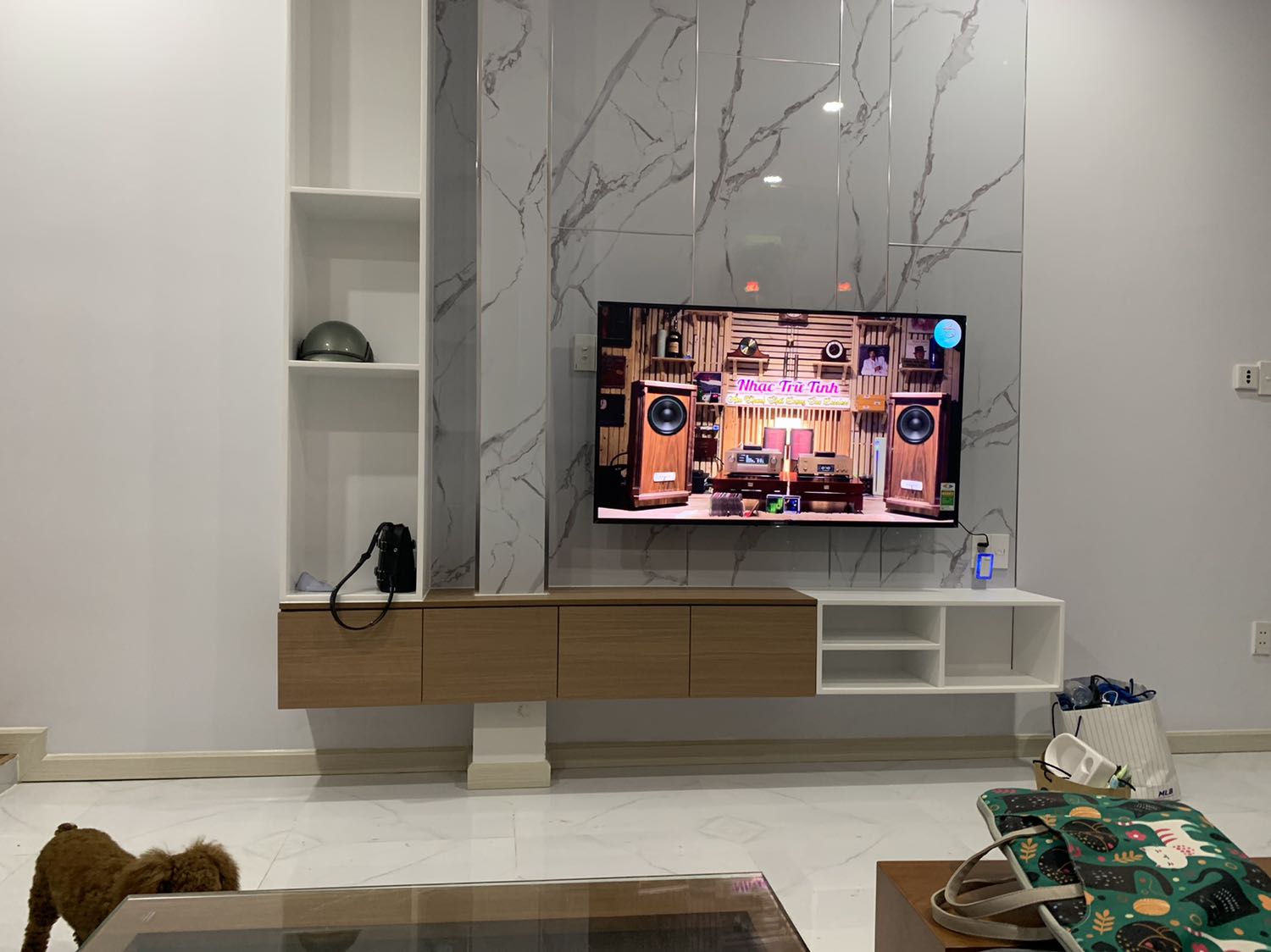 Oki hàng như hình