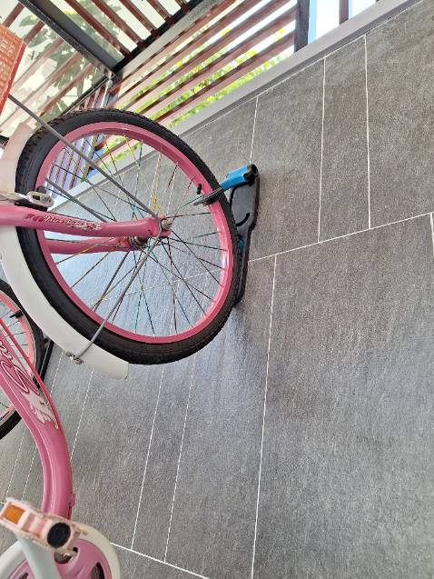 Treo được vài hôm đã hư. Sản phẩm quá tệ