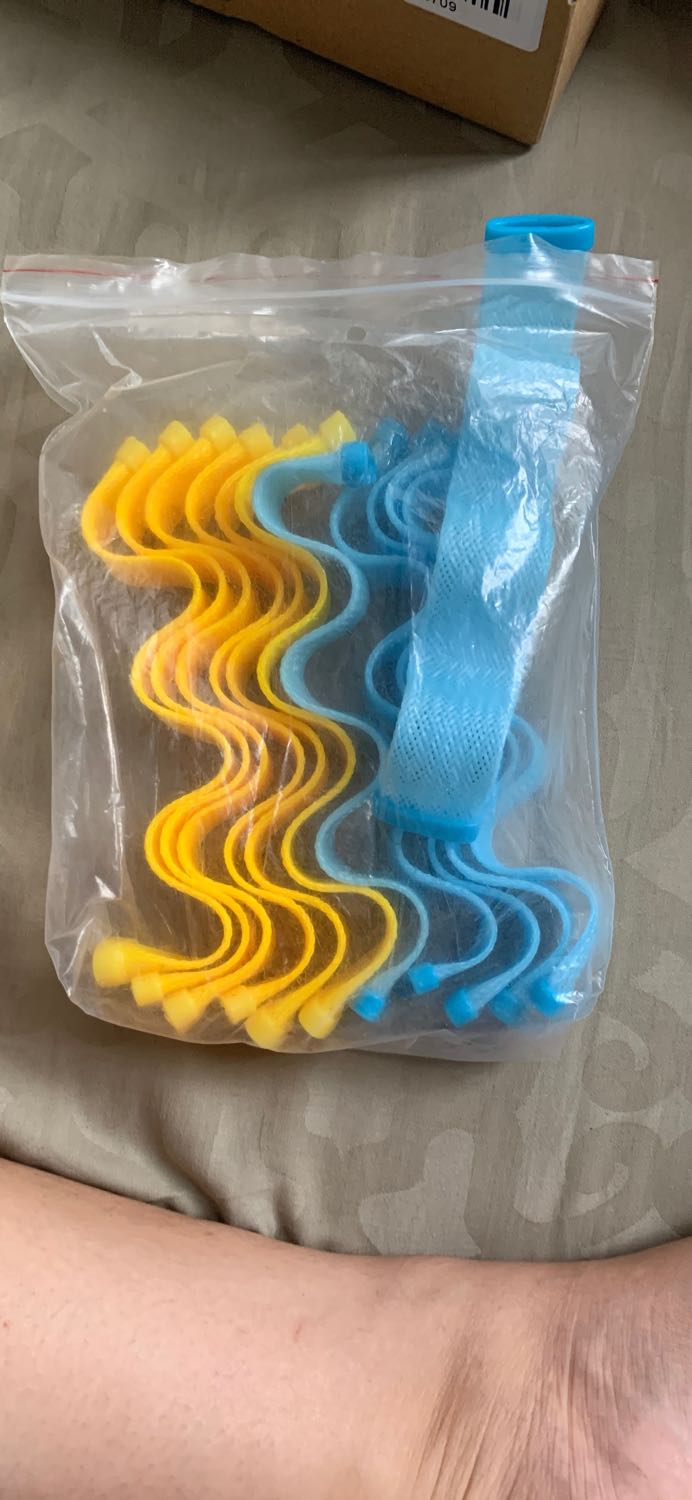 Ủa shop mình mua u tóc này bạn k đưa cây kéo tóc thì mình sài kiểu gì. Nếu thiếu sót vui lòng giao lại giúp mình. Rất mong phản hồi