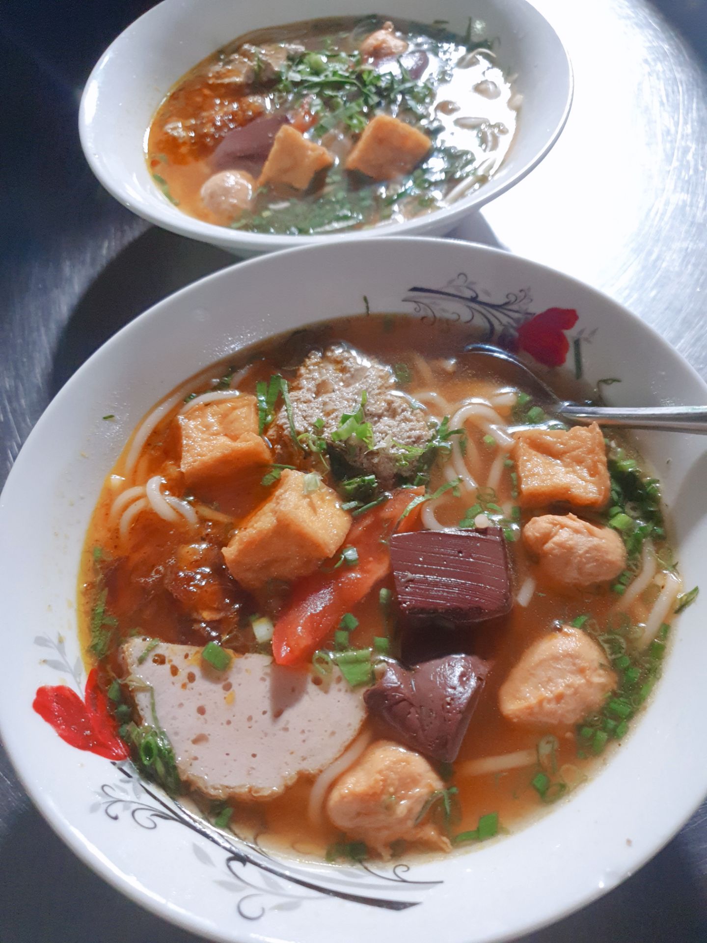 chưa xài nên chưa pk. sp cầm chắc tay