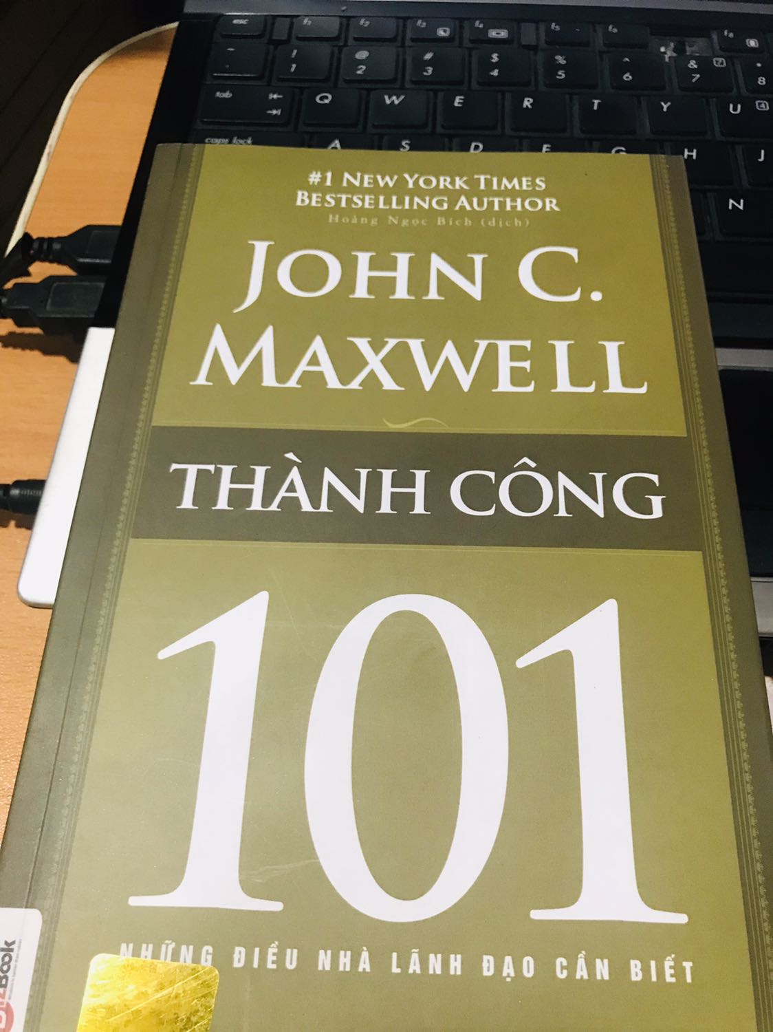 Giao Hàng Nhanh Giá rẻ . sách rất hữu ích cho người lãnh đạo dễ áp dụng thực tế . Rất đáng đọc . Ủng hộ tiki uy tín .