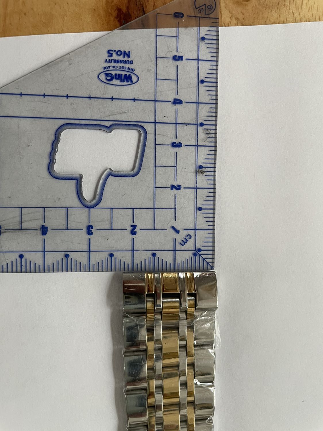 Giao hàng sai, hàng lỗi kích kỹ thuật, chất lượng thì bình thường so với mức giá… cần có thời gian sử dụng mới đánh giá hết được, cần đa dạng hình thức thanh toán( tiền mặt, chuyển khoản..)