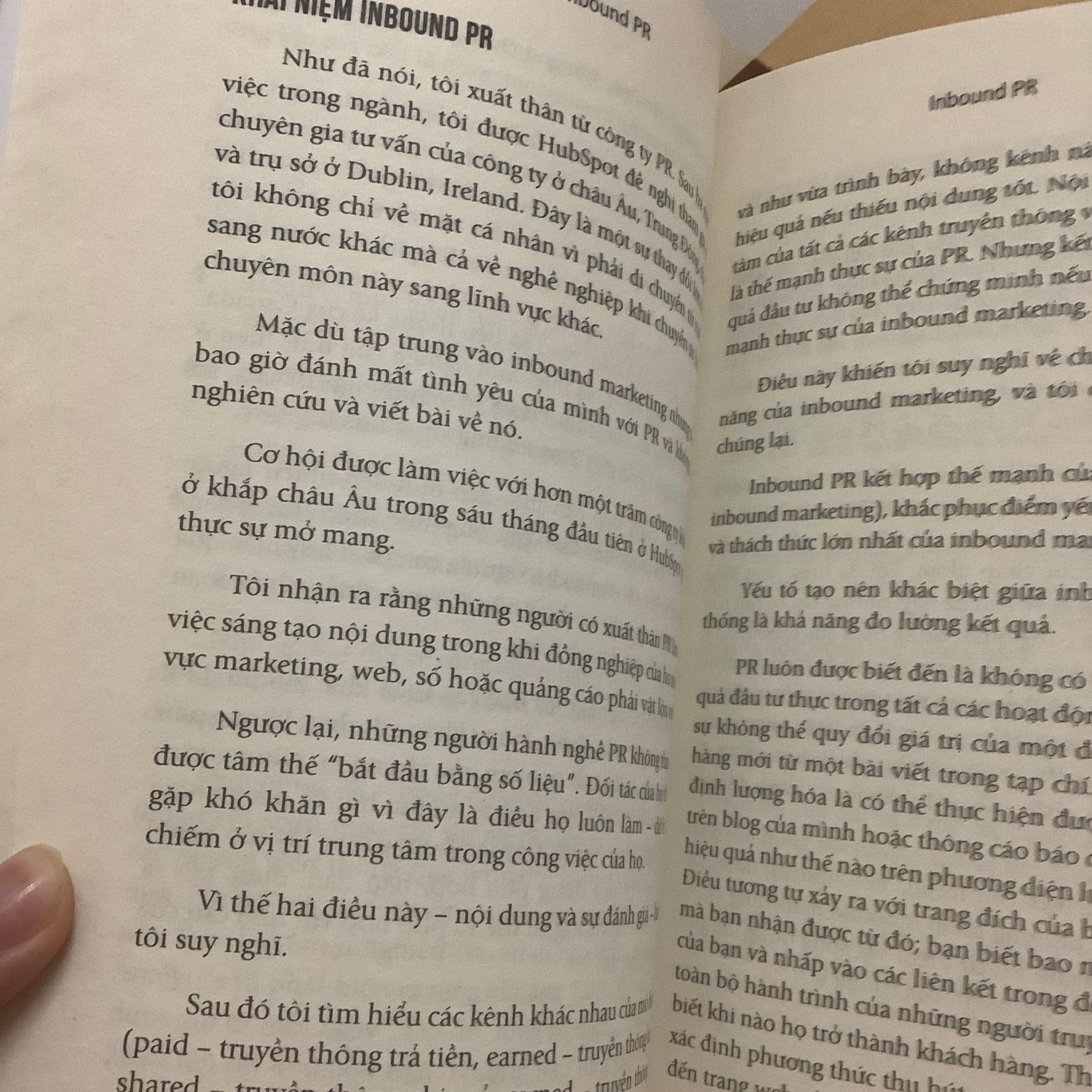 Giao hàng nhanh. Sách chất lượng tốt. Nội dung chưa đọc nên hổng biết thế nào. Anyway, mình cảm thấy ổn.