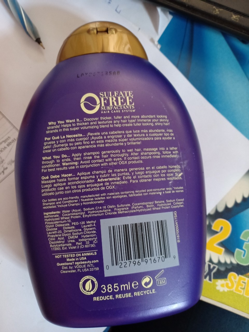 Mình vừa nhận chai dầu gội và dầu xả, chai dầu xả thì bị mờ chỗ tem logo tái chế, chữ in quá đậm. Chai dầu gội thì lotcode bị mờ như kiểu chai đã sử dụng đc sang chiết lại, Mình check Barcode thì vẫn ra tên sản phẩm. Đề nghị tiki cho kiểm tra sản phẩm hộ mình