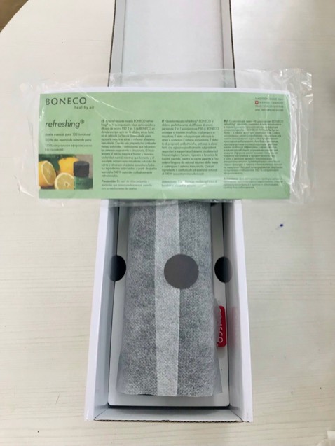 Giao khá nhanh, đầy đủ giấy tờ Thông tin, dùng cho ô tô là hợp lý đấy. Tặng kèm tinh dầu mùi chanh của hãng cũng thơm