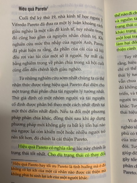 / Lý thuyết trò chơi là 1 khái niệm gần đây mình mới biết tới nhưng thật ra thì nó đã ứng dụng trong đời sống cũng từ lâu r. Khi đọc về chủ đề mình học đc nhiều khái niệm mới trong mỗi chương như: trò chơi có tổng bằng không hay khác, điểm cần bằng Nash,...
Sản phẩm tốt cả về nội dung và chất lượng giấy. Về giao hàng Tiki now khá ok.