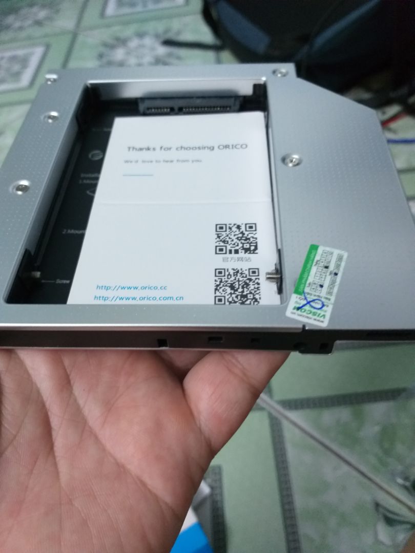 ko gắn vừa shop ơi dày quá, dvd rom laptop của tôi mỏng hơn cái này, cho đổi lại cái mỏng hơn được ko shop hoặc đổi box 2.5" Orico 2139U3 được ko shop ơi. ko gắn vừa shop ơi dày quá, dvd rom laptop của tôi mỏng hơn cái này, cho đổi lại cái mỏng hơn được ko shop hoặc đổi box 2.5" Orico 2139U3 được ko shop ơi.