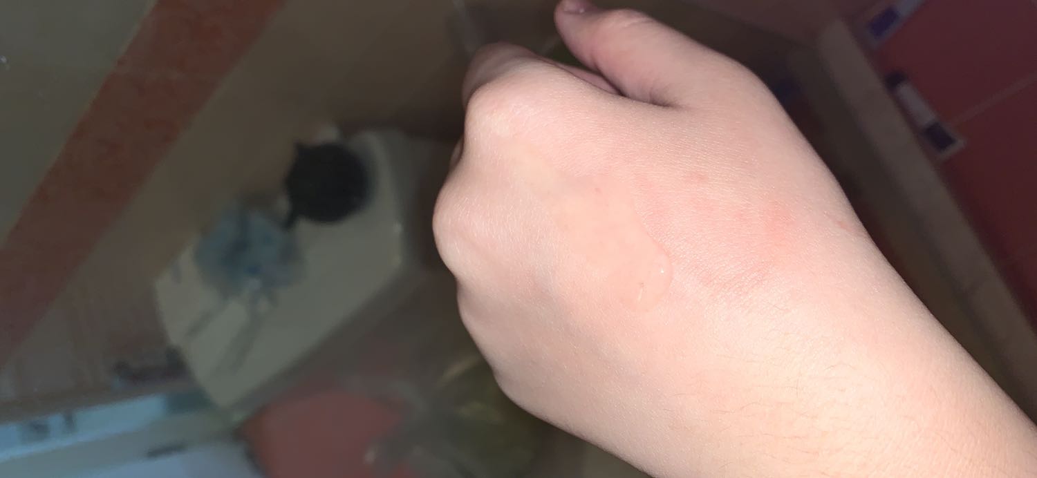 Thơm lắm lun mình thích mùi này nhất đánh bọt lên rửa đã nha nên mua, rẻ thơm ngon sẽ vào holy grail của mình