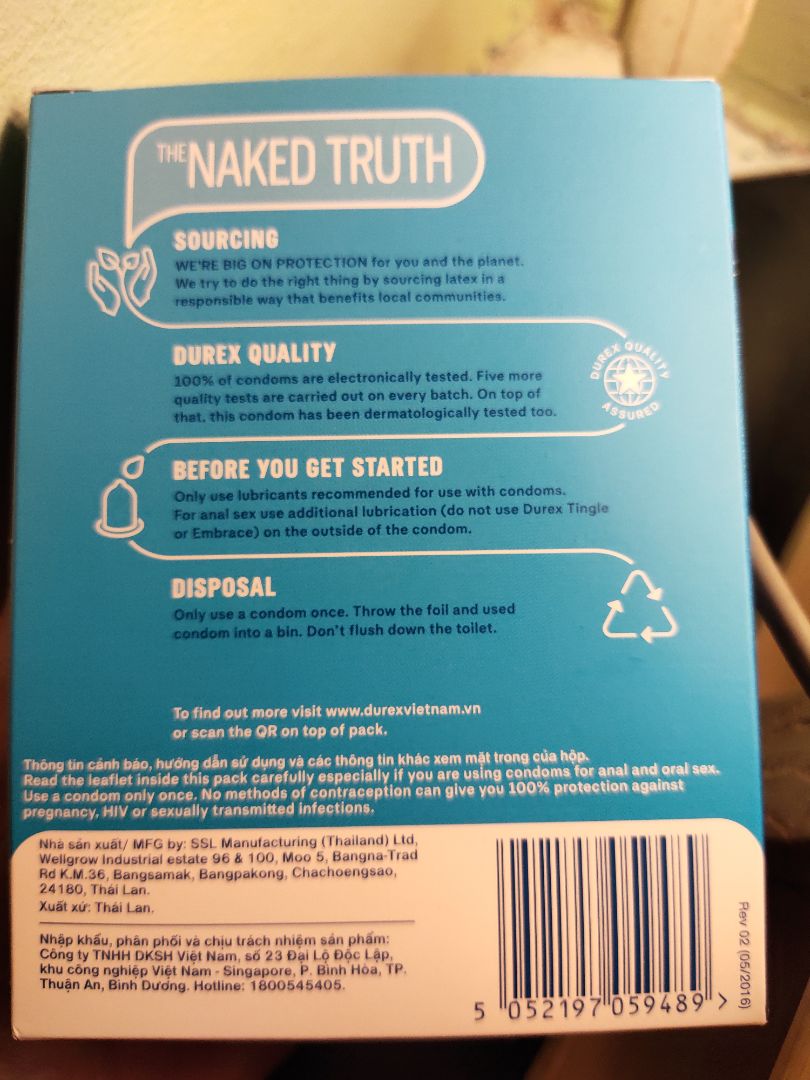 Hàng chính hãng chất lượng. Mình mua lúc sales nên giá cả khá phải chăng. Hộp 30 bao dư xăng mà xài dần dần :">