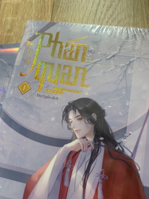 Tiki giao hàng nhanh, bìa sách xinh☺️, nd chưa đọc nên nx sau 🥹