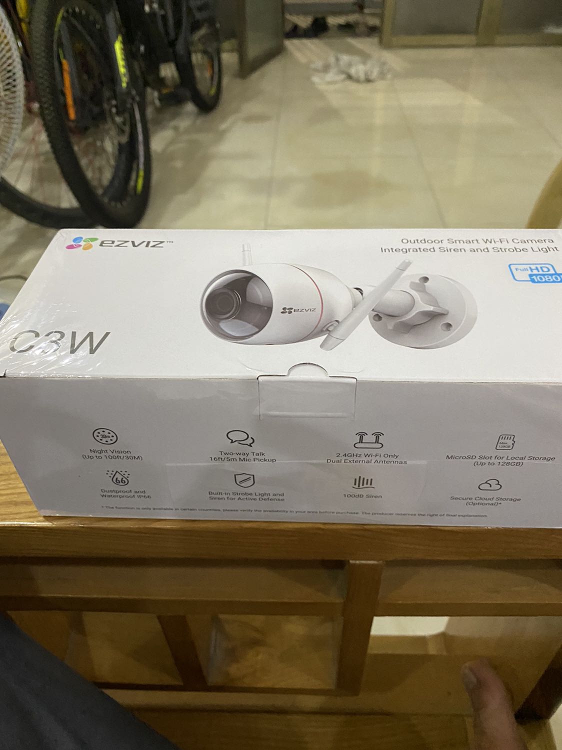 nhà bán hàng giao hàng không đúng chủng loại như đã đặt mua. đề nghị đổi trả lại hàng và giao hàng mới đúng như chủng loại như trong đơn mua hàng