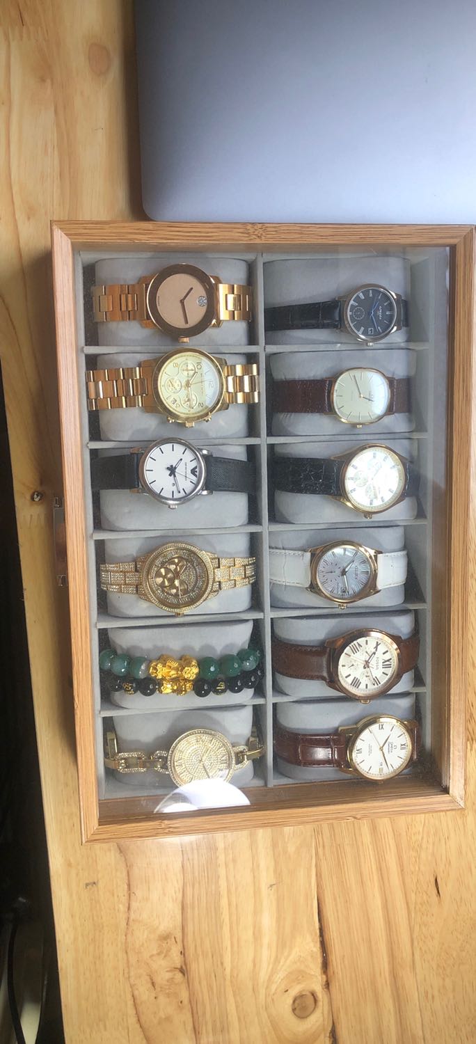 Giao hàng nhanh chóng,giống như hình quảng cáo đẹp,chắc chắn