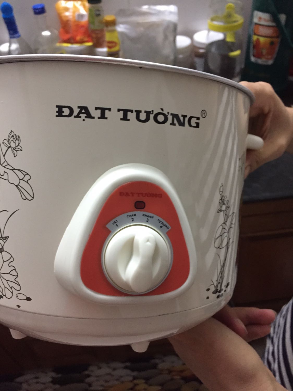 Chưa biết chất lượng sp thế nào, nhưng khâu vận chuyển và bảo quản không tốt