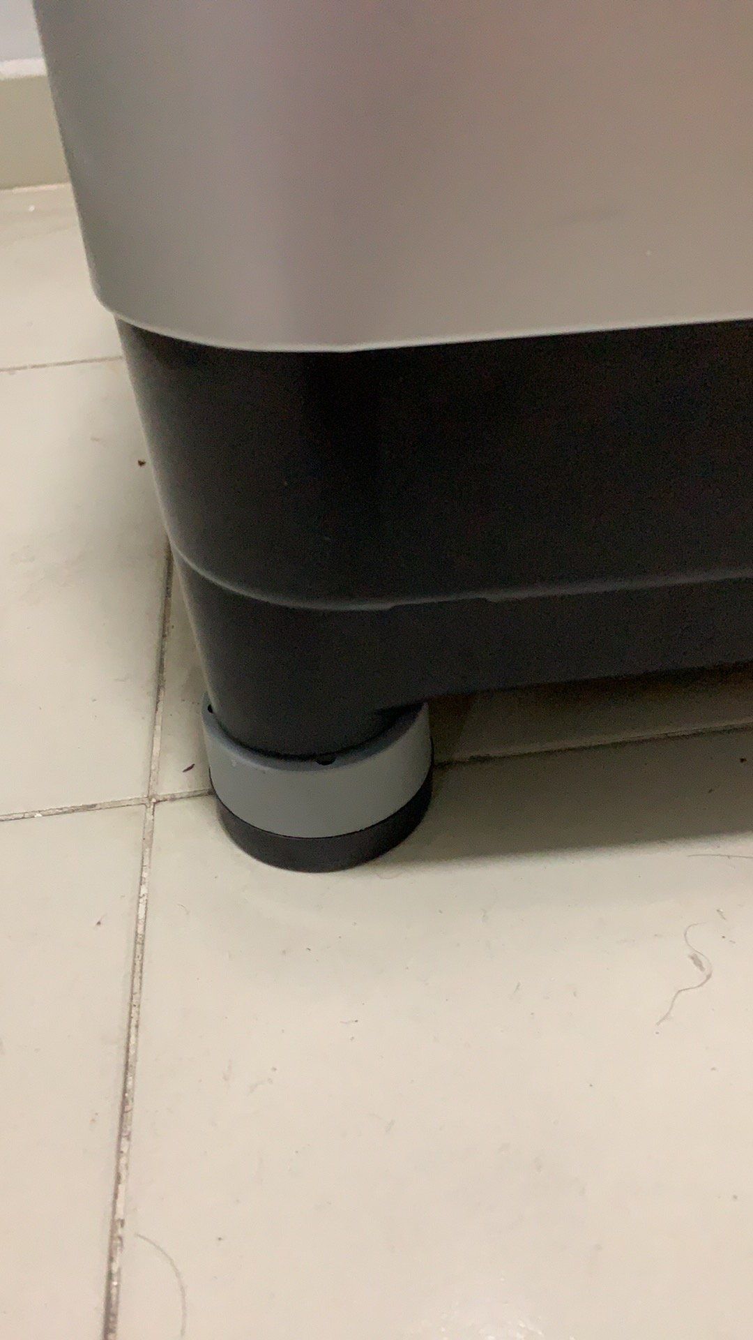 Có hiệu quả thực sự.
Trước máy nhà mình rung như muốn sập nhà.
Từ khi dùng sản phẩm thì chạy êm lắm.
Sản phẩm đáng mua nhé.