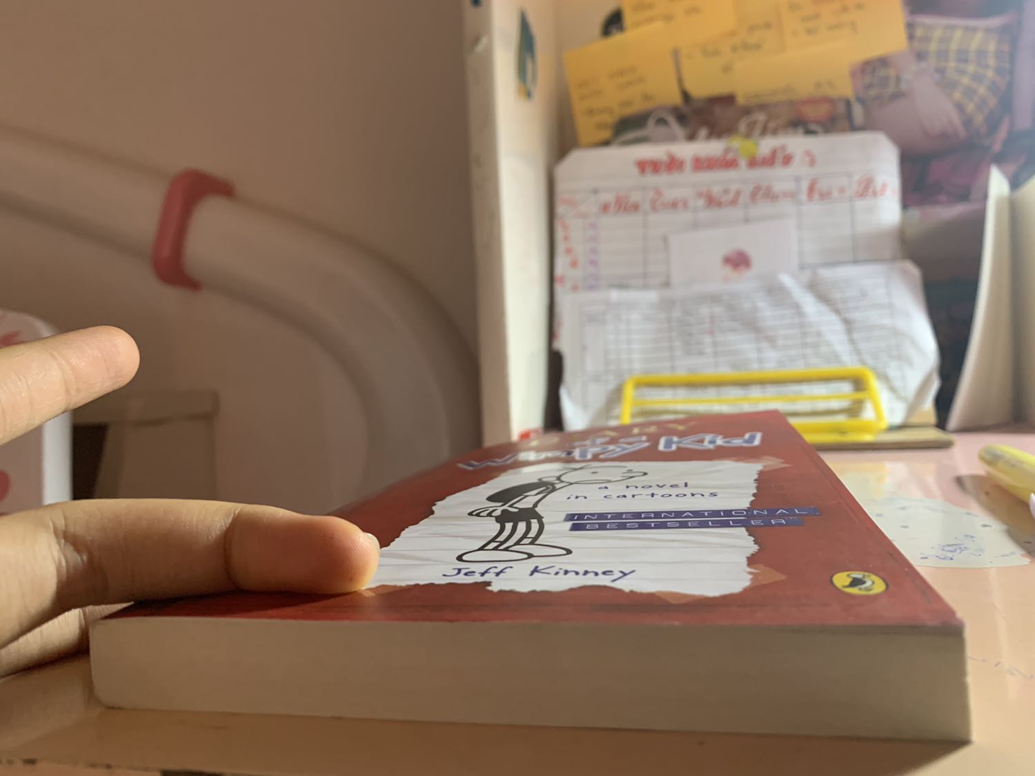 sách ổn mà mùi sách hôi lắm nha mn ? nội dung sách khá hài hước và thích hợp cho những bạn muốn học tiếng anh mà giải trí nè sách ổn mà mùi sách hôi lắm nha mn ? nội dung sách khá hài hước và thích hợp cho những bạn muốn học tiếng anh mà giải trí nè