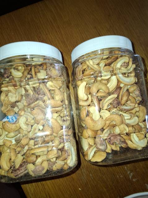 Sản phẩm ko khác gì với hạt điều vụn cả, mà lại bán cao giá so với loại vụn. Mọi người mua ăn cứ mua vụn cho rẻ