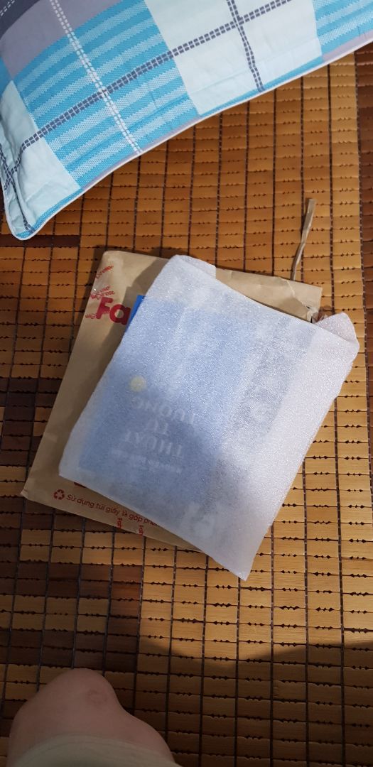 giao hàng nhanh, đóng gói cẩn thận, vui vẻ, nhiệt tình ạ, túm cái váy lại hàng rất ngon ? em cảm ơn tiki và shop rất nhiều ạ giao hàng nhanh, đóng gói cẩn thận, vui vẻ, nhiệt tình ạ, túm cái váy lại hàng rất ngon ? em cảm ơn tiki và shop rất nhiều ạ