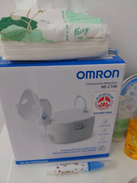 Máy xông hoạt động tốt, giúp bé nhanh khỏi ốm, nên có một chiếc trong nhà nhé các bạn . Hàng chính hãng chạy hơi ồn nhưng tính năng hoạt động tốt