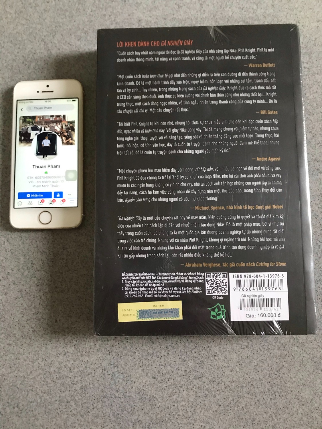 Mình là fan của Nike, nên khi tự truyện của Phil Knight có trên Tiki, không ngần ngại order liền, đọc xong học hỏi được nhiều thứ từ vị tỷ phú này, và truyền cảm hứng cho bản thân rất nhiều
Mua sách Tiki thì luôn an tâm về chất lượng sách, giao hàng cực nhanh, đóng gói cẩn thận, xứng đáng 5*
