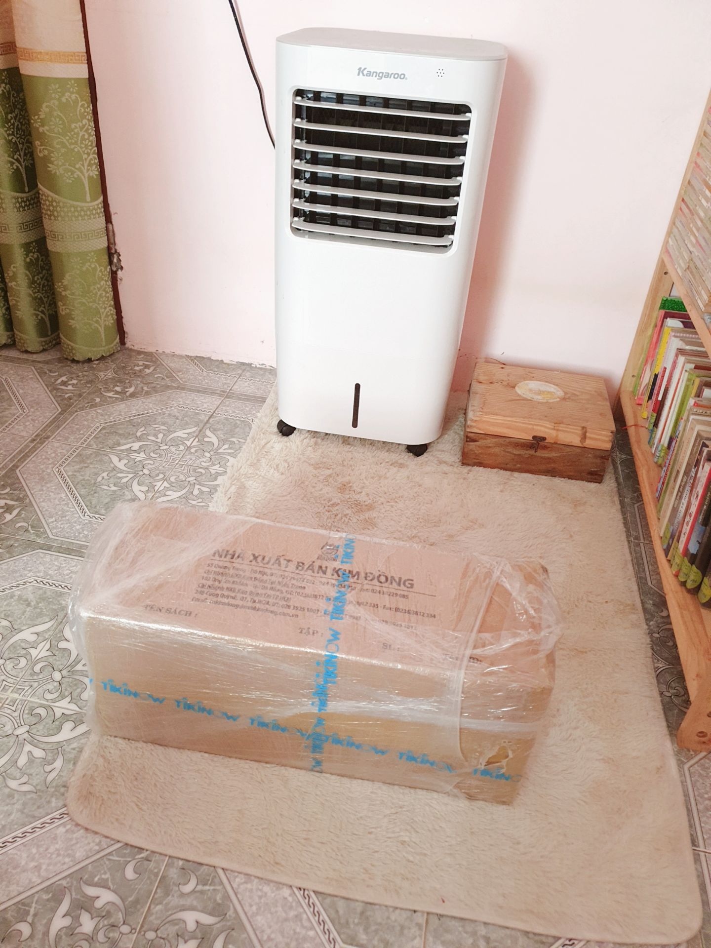 - Đủ 95 tập.
- Mình mua theo kiểu sưu tập, đây là lần hai, bộ trước cho em dâu làm tủ sách cho học sinh rồi ; Chưa đọc ngay nên không quan tâm chất lượng lắm, sơ qua thấy sách ổn.
- Cảm ơn Tiki !