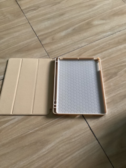 nhỏ với máy tính bảng mình đang xài