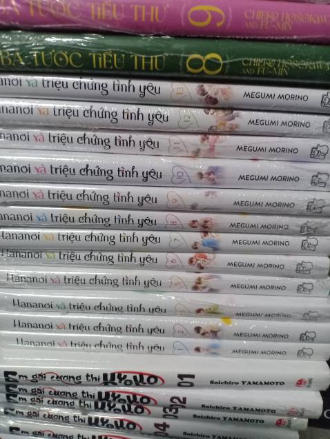 Sách nguyên seal, đầy đủ phụ kiện, shop đóng gói chu đáo, giao hàng nhanh, vote 5 sao