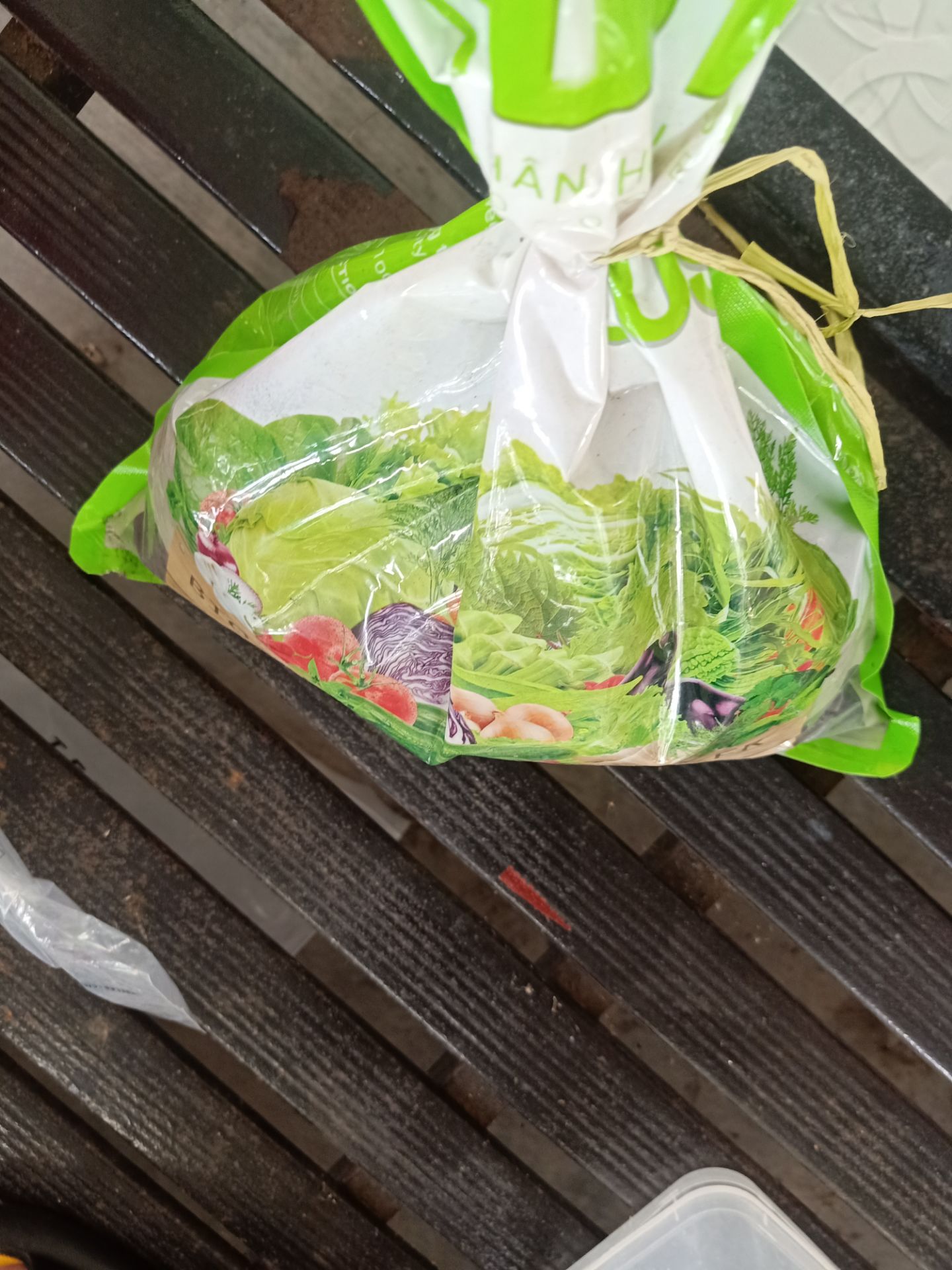 đóng gói cẩn thận giao hàng nhanh còn sản phẩm để sử dụng xem sao