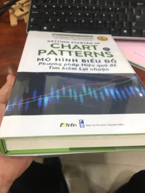 Sách có nội dung rất chuẩn để học hỏi và rèn luyện kỹ năng phân tích và xử lý tình huống trong đầu tư chứng khoán, sách chính hãng, giấy và mực in đẹp