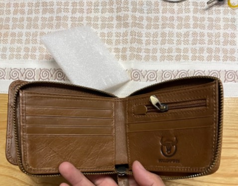 Bóp rất đẹp, rất ưng ý. Sẽ ủng hộ shop sau. Thanks