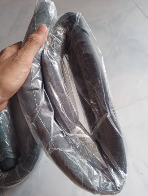 Để là giao chậm 7-14 ngày mà đặt hàng ngày 20/8 giao hàng vào ngày 25/9 thời gian giao hàng lâu hơn so với dự kiến . Hàng đóng gói cẩu thả, nhà bán gấp lại thành 3 khúc làm hư hỏng , không thể sử dụng được . Shop không hỗ trợ xử lý khi giao sản phẩm hư , người mua phải liên hệ tiki để được nhờ giải quyết. 
Tóm lại người bán không có trách nhiệm với người mua hàng.