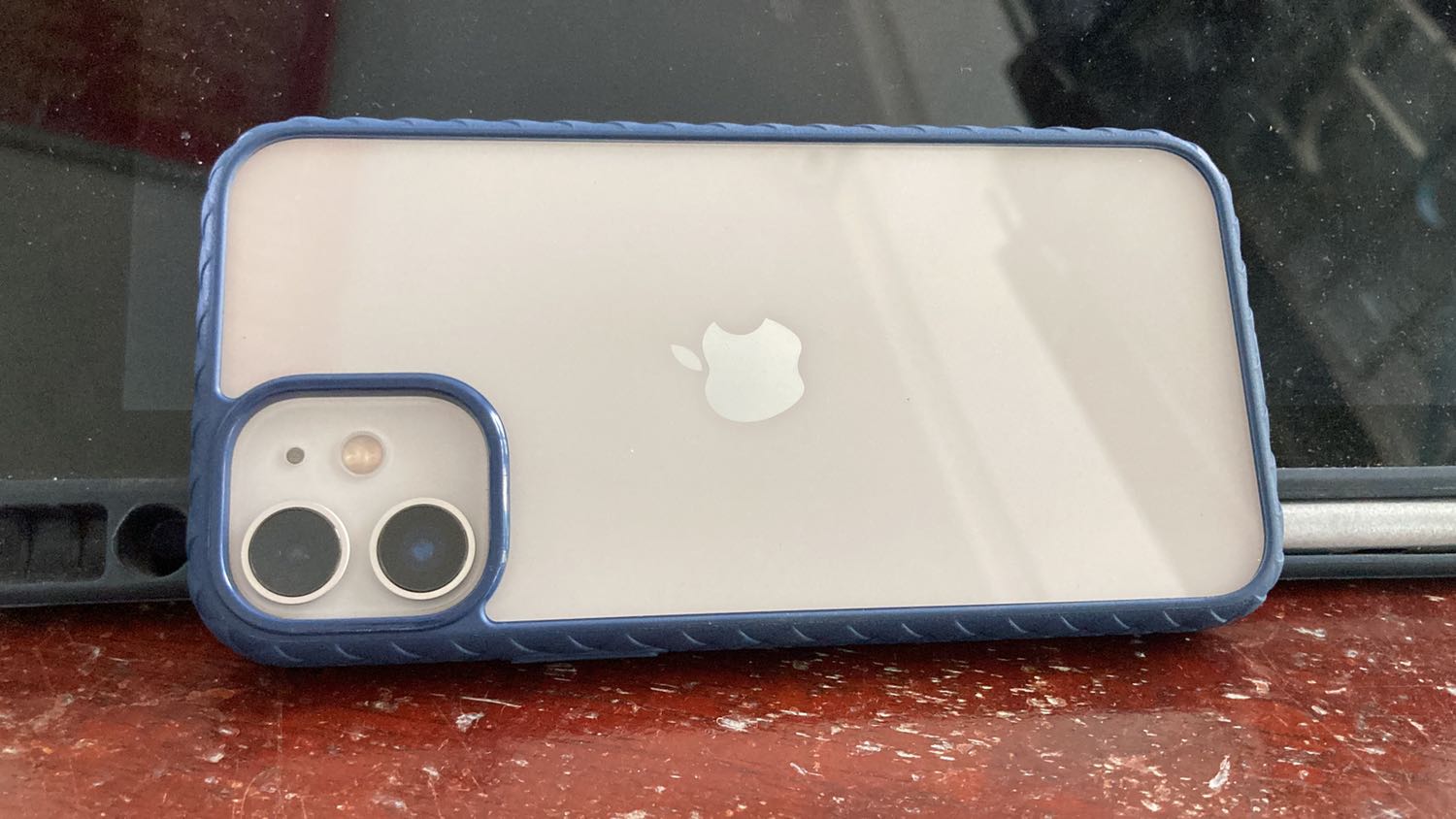 Dùng tốt, hoàn thiện đẹp, giá rẻ. Video thực tế: https://youtu.be/E3xx4RMJy7M