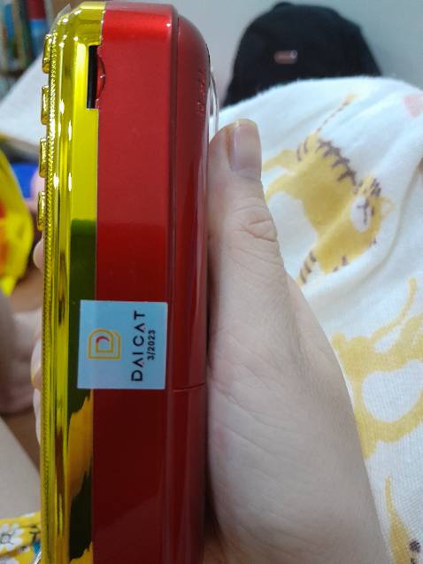 Giao mà ko thấy thẻ nhớ kèm theo, nhờ shop check lại giúp mình, đơn hàng của mình có gồm thẻ nhớ ko