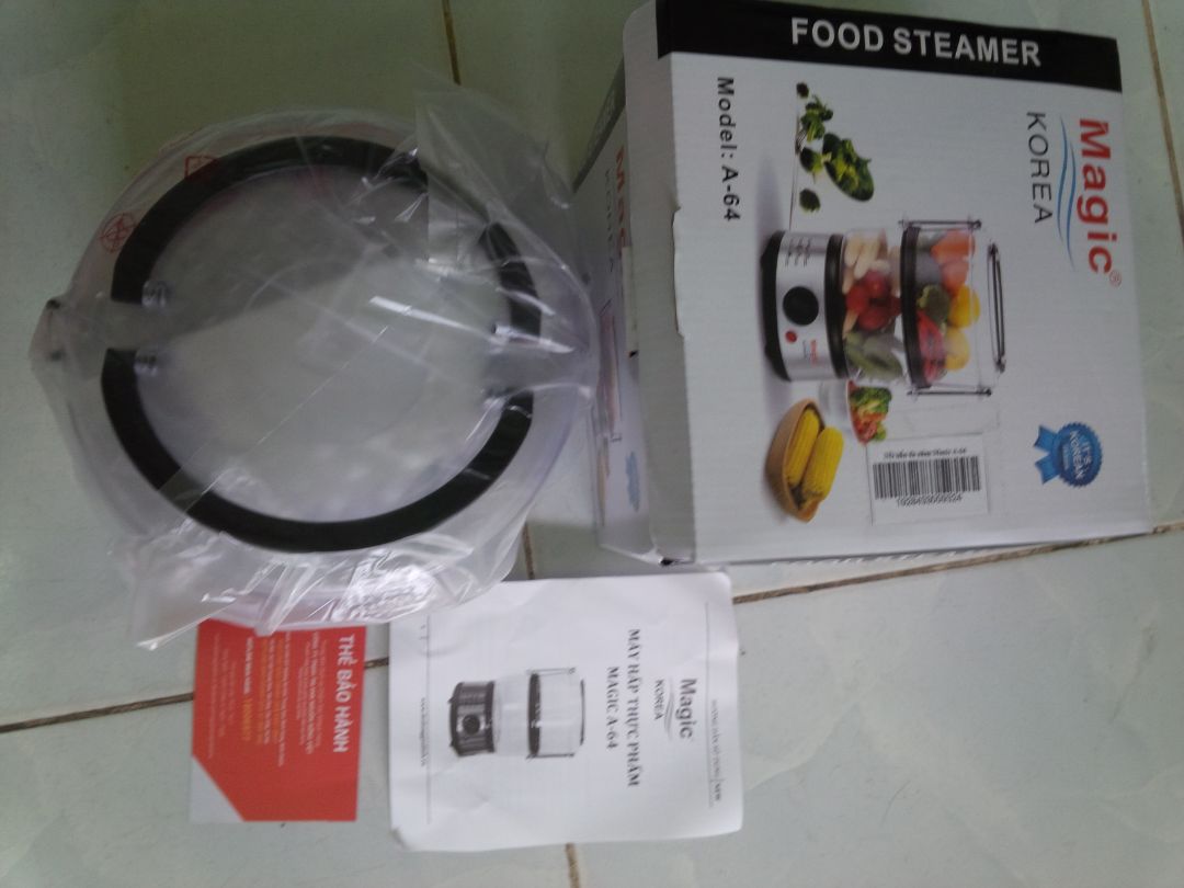 Máy hấp Magic Korea rất tốt cho việc hâm nóng thức ăn , hấp chín thực phẩm tươi sống mà không làm mất hương vị . Máy tỏa nhiệt nhanh hơi nóng lan đều trong xửng nhựa , tự ngắt điện theo thời lượng sử dụng . Hàng giao nhanh và được bảo quản tốt trong khi vận chuyển và giao nhận . Cám ơn shop & TIKI .