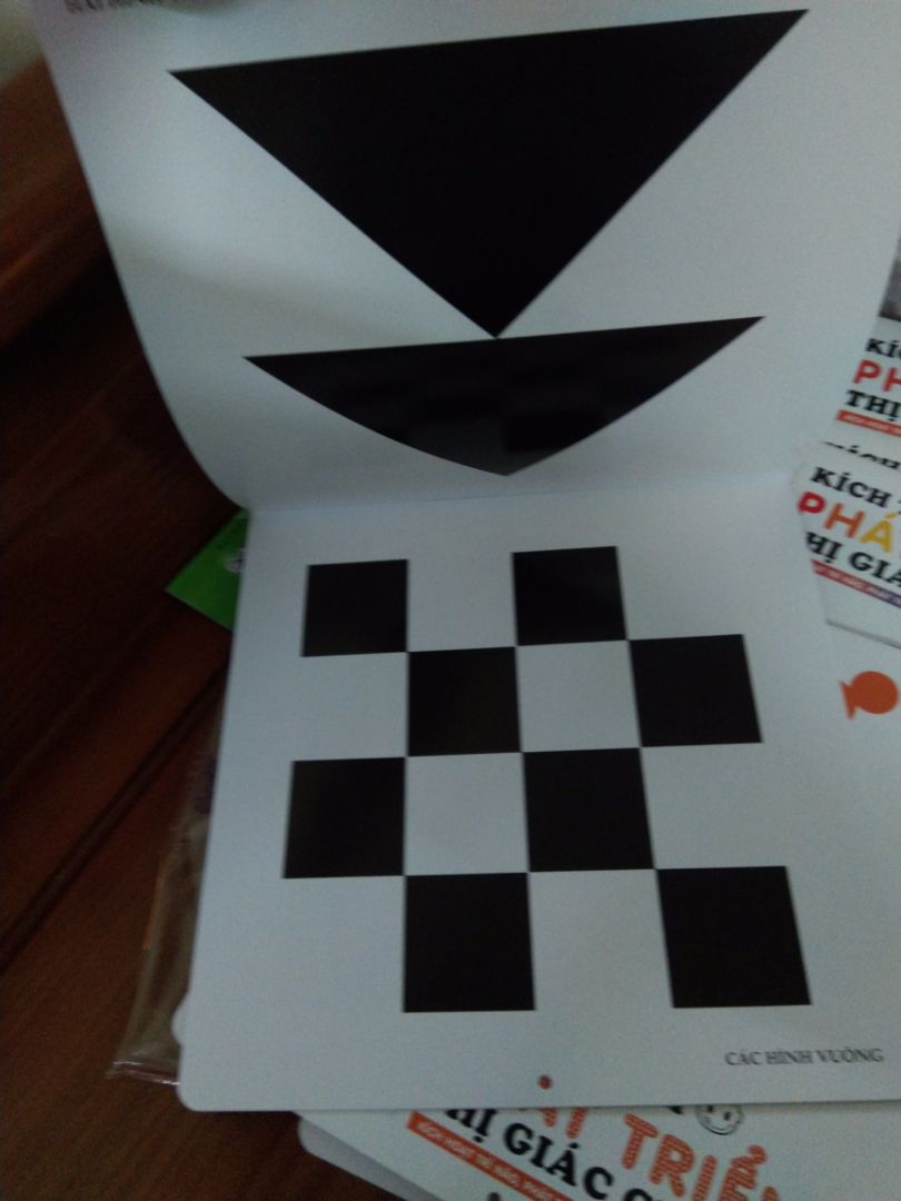 sách khá hay. đẹp . chất liệu đẹp. nhưng trừ điểm giao hàng quá lâu.