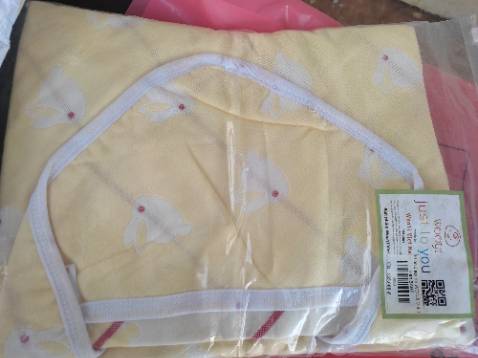 Shop giao hàng sai sản phẩm, lần đầu tiên gặp tình trạng này khi mua hàng trên Tiki luôn ấy.
Chưa kể khi thực hiện việc hoàn trả thay bằng sp, thì bị hủy do cửa hàng hk xác nhận và tự động chuyển sang hoàn tiền mà hk báo KH.
Trong trường hợp đã hết hàng thì vui lòng bỏ sp trên shop ra để mik hk phải mua nữa.
Nếu ban đầu thấy tệ về cửa hàng, thì bây h thấy tệ về cách cskh bên Tiki, chắc mik phải suy nghĩ lại việc mua sp trên Tiki thôi.