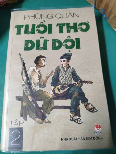 Không kì vọng vào đóng gói lắm: Vì khi mở ra sách có hơi méo và móp nhẹ 
Nội dung sách hay, phù hợp mọi lứa tuổi