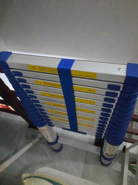 Thang dùng chắc chắn, rất tiện lợi