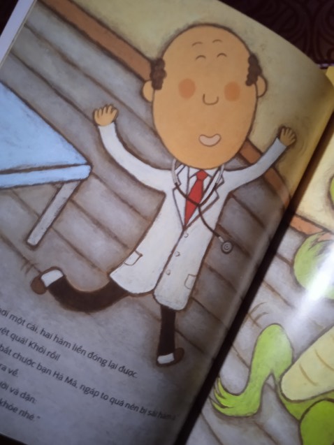 ehon bên này chuẩn nhật luôn ạ, đã mua nhiều bên nhưng vẫn thích bên này nhất