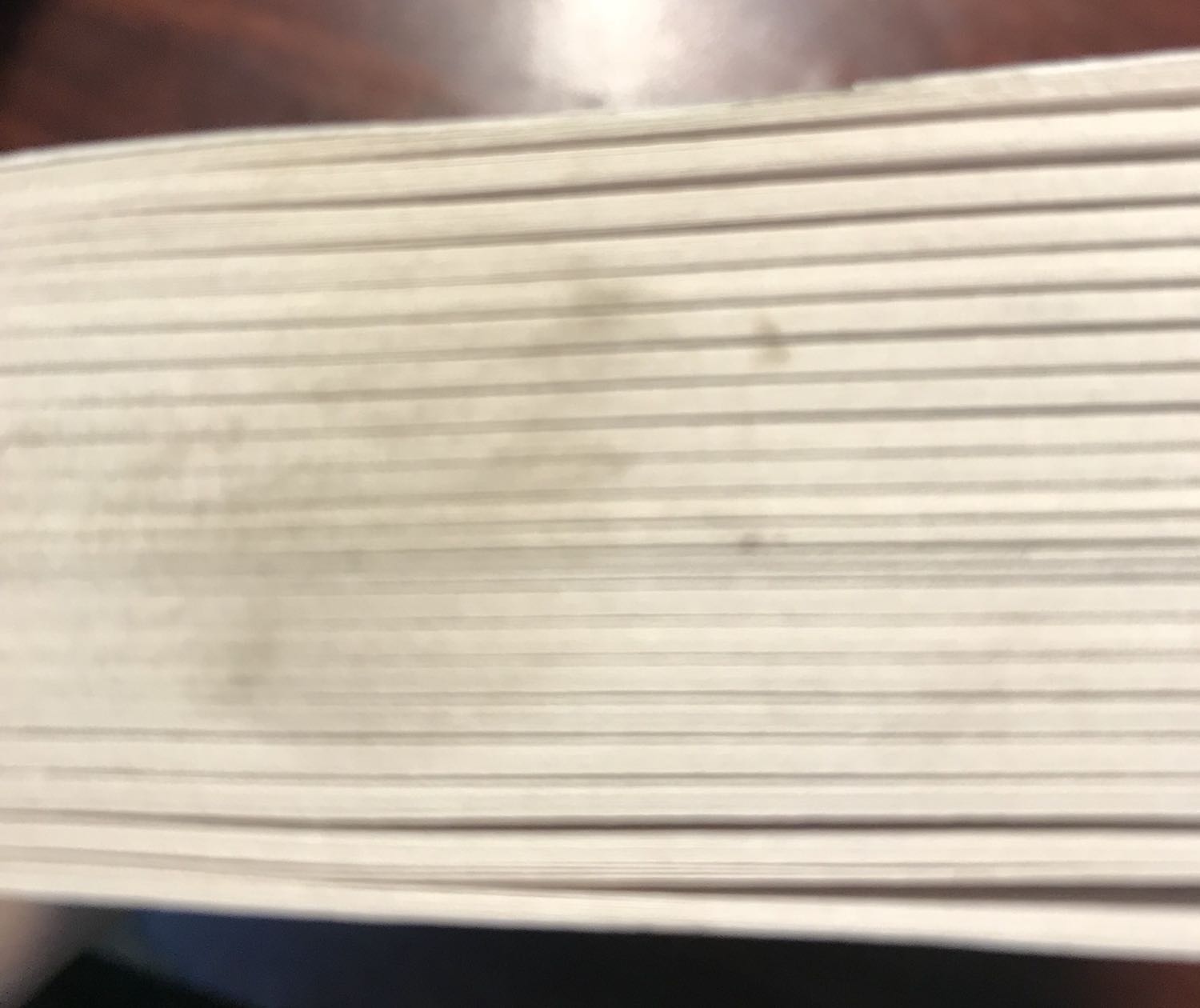 Sách có vẻ cũ ☹️ hơi bẩn, lần đầu mua gàng ở tiki bị vậy luôn