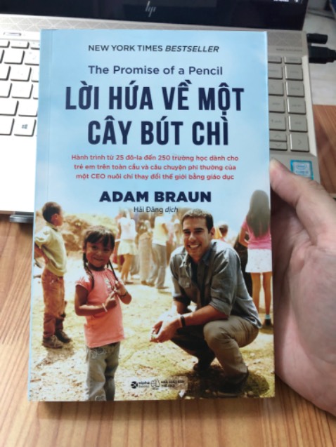 Một cuốn sách hay, giao nhanh, sách đẹp, mua hàng ở tiki luôn yên tâm về chất lượng. đầu tư cho tri thức là khoản đầu tư đúng đắn