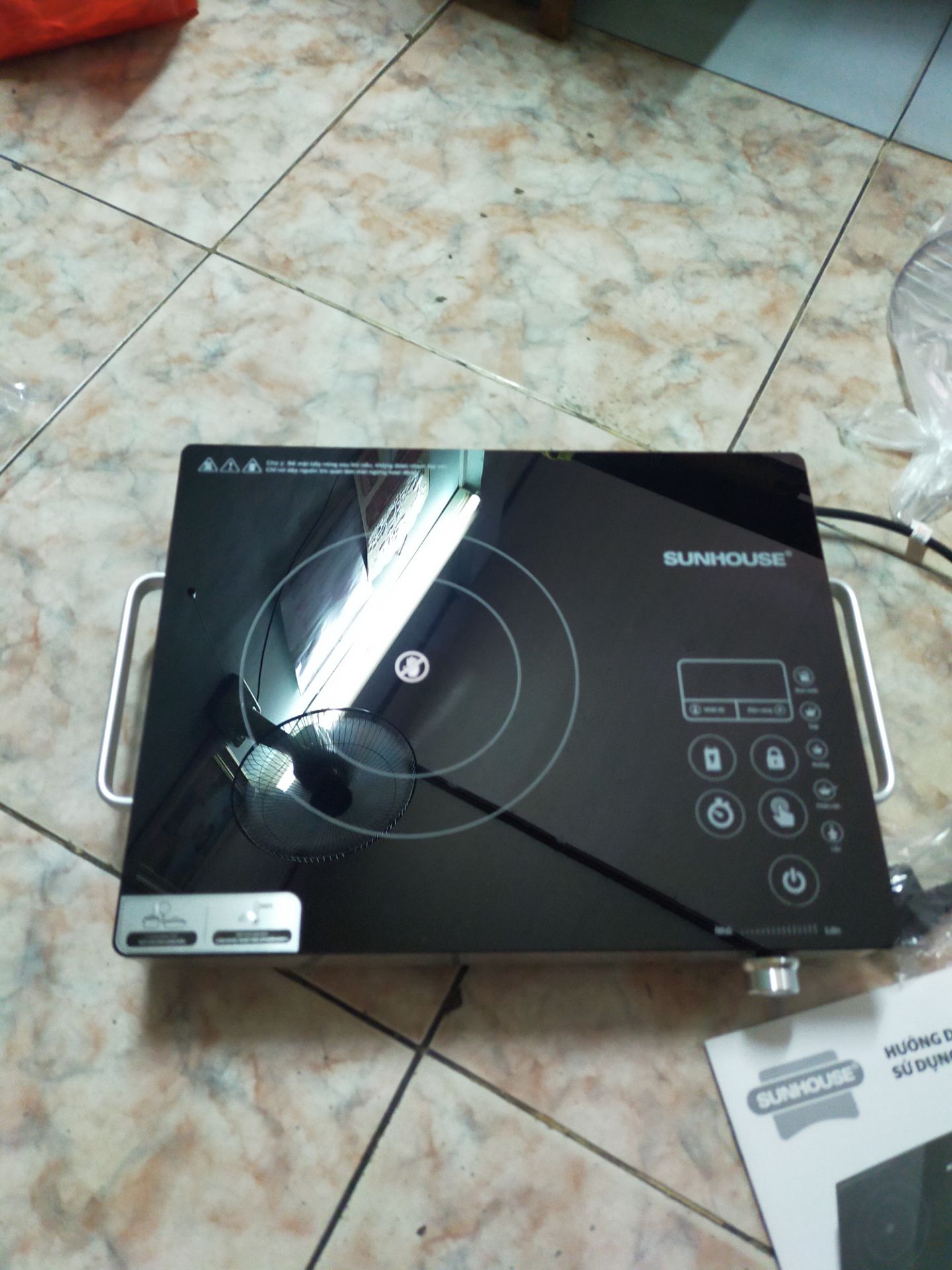 Shop đóng gói rất rất cẩn thận và giao hàng nhanh chóng trước thời gian dự kiến, ủng hộ shop cho luôn shop 5 sao để shop phát huy thương hiệu của mình, tuy chưa dùng không biết độ bền cao không? để xem sao nhé!?????